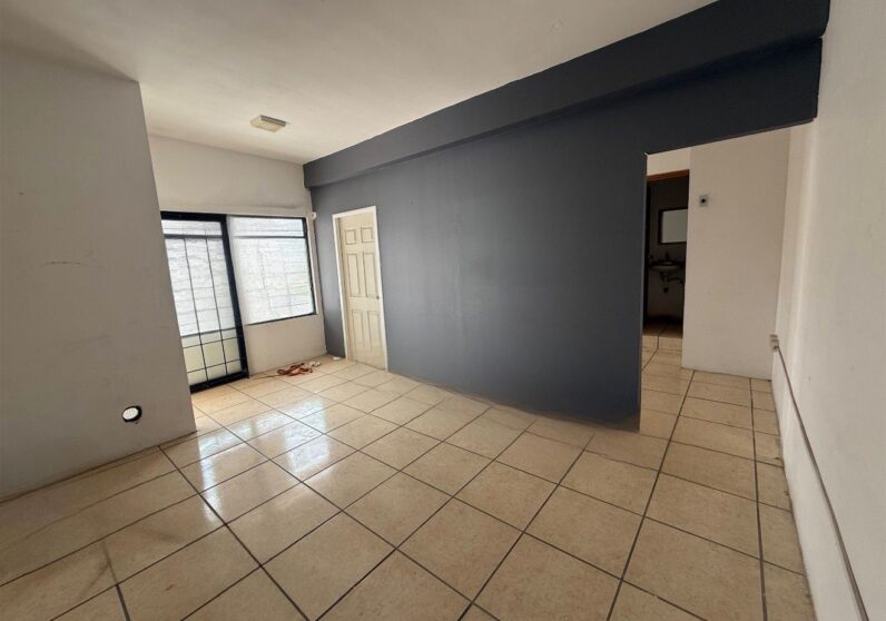 
								Local Comercial al Norte full									