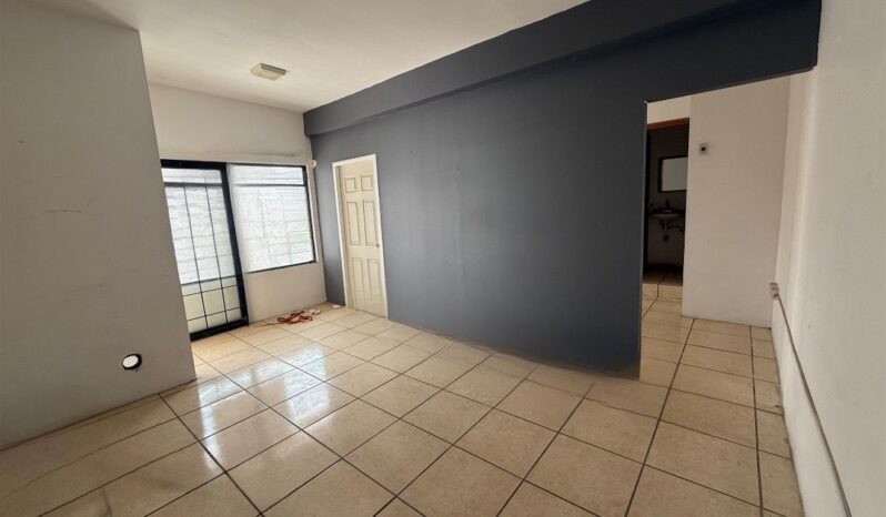 
								Local Comercial al Norte full									
