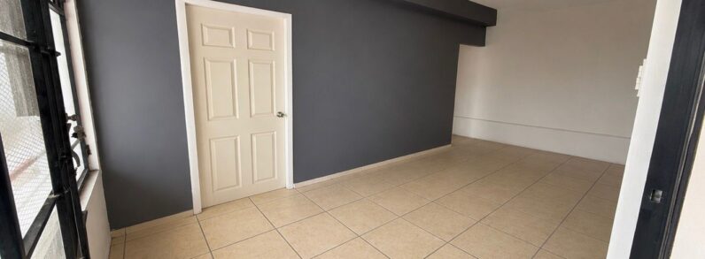
								Local Comercial al Norte full									